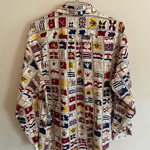 Vintage Tommy Hilfiger Button Down All-Over Flag Print. Size XL Like-new - Picture 2 of 4